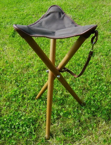 Tabouret trépied