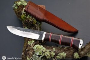 Citadel ” 3 Rings Knife”- Couteau à Lame Fixe.