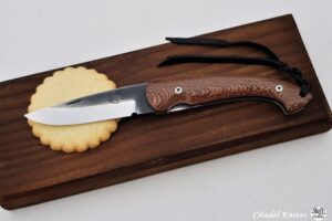Citadel “Trident SP Wood”- Folding knife.