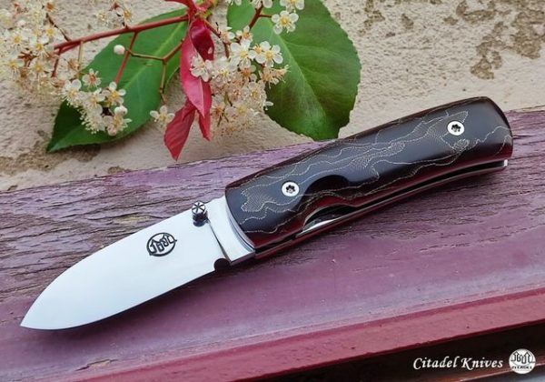 Citadel folding knife