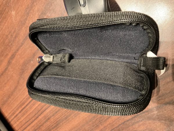 Etui couteau  pliant ouvert EC8