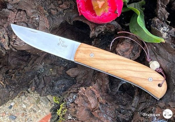 Branwen pocket knife