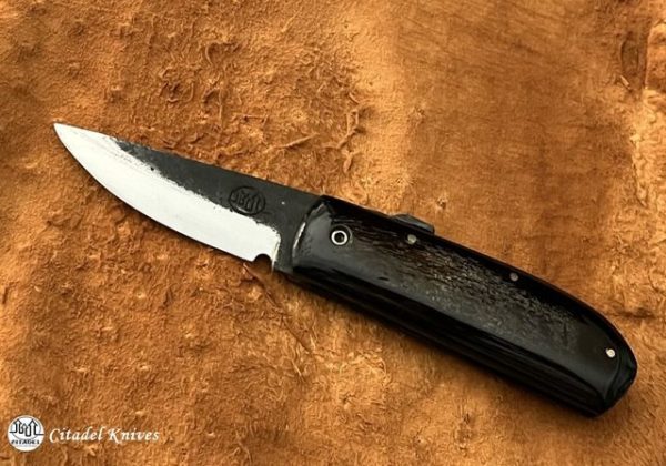 Citadel friction couteau