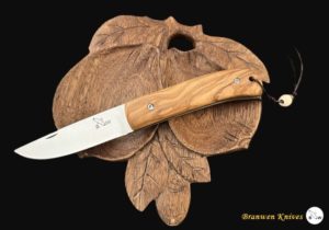 Branwen couteau pliant