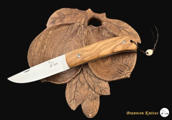 Branwen couteau pliant
