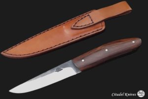 Citadel Mui Ne Rosewood- Couteau à lame fixe.