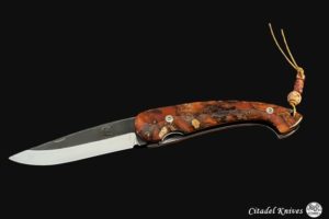 Citadel Trident “AUTUMN S LEGEND”- Couteau de poche.