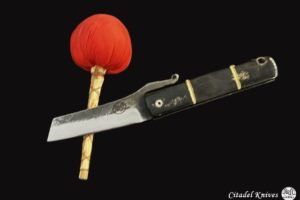 Couteau Pliant Citadel Higonokami « GROMINO »- Couteau à Friction en Acier Carbone.